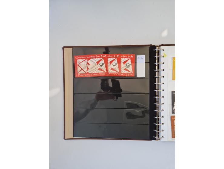 1971/90, umfangreiche Sammlung “Sondermarken-Heftchen” mit einer Fülle an Varianten, Untertypen und Besonderheiten, dabei u.a