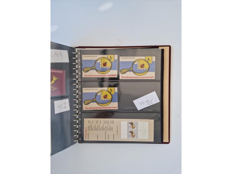 1971/90, umfangreiche Sammlung “Sondermarken-Heftchen” mit einer Fülle an Varianten, Untertypen und Besonderheiten, dabei u.a
