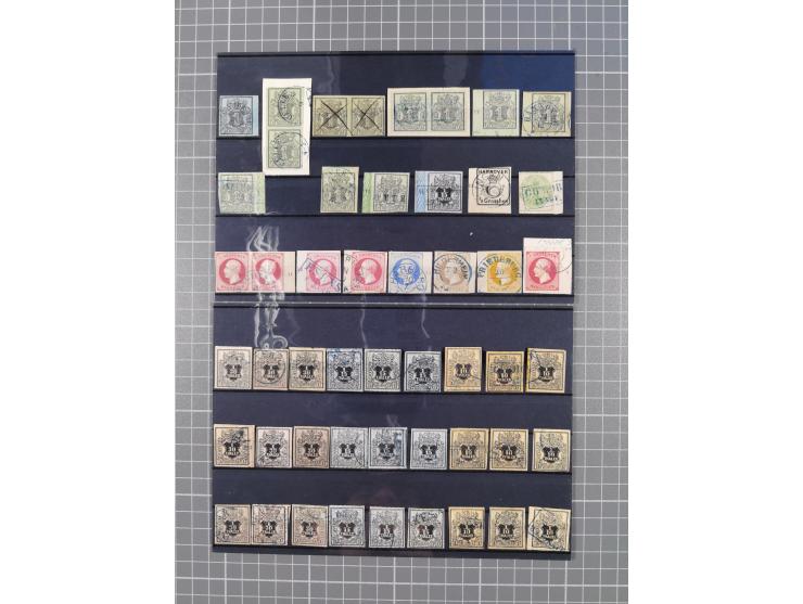 1850/71, ungebrauchter und gestempelte aber Sammlungsbestand in 2 Karteikästen, dabei auch viele Briefe, farbige Stempel, Ein