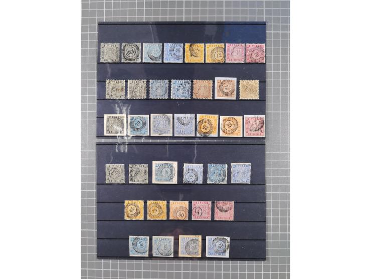 1850/71, ungebrauchter und gestempelte aber Sammlungsbestand in 2 Karteikästen, dabei auch viele Briefe, farbige Stempel, Ein