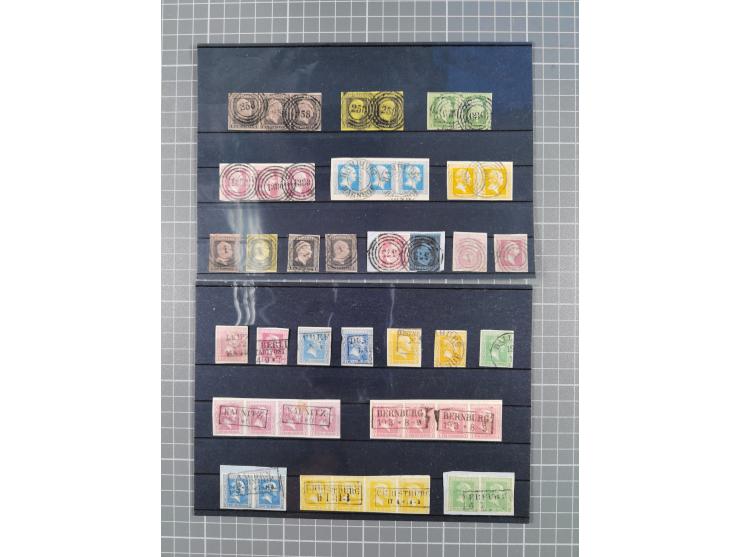 1850/71, ungebrauchter und gestempelte aber Sammlungsbestand in 2 Karteikästen, dabei auch viele Briefe, farbige Stempel, Ein