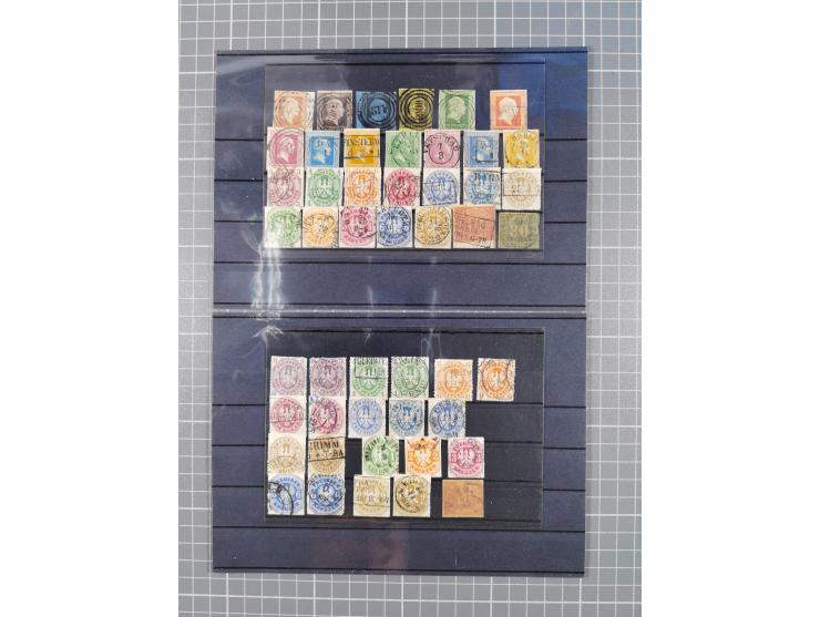 1850/71, ungebrauchter und gestempelte aber Sammlungsbestand in 2 Karteikästen, dabei auch viele Briefe, farbige Stempel, Ein