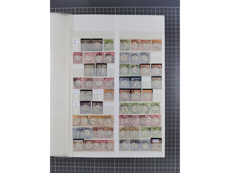 1872/1945, gestempelte Sammlung inkl. Dienstmarken und vieler Doubletten, Farben und Besonderheiten. Dabei netter Teil Brusts