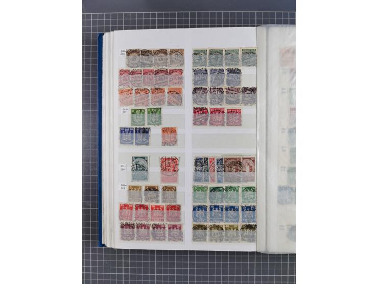 1872/1945, gestempelte Sammlung inkl. Dienstmarken und vieler Doubletten, Farben und Besonderheiten. Dabei netter Teil Brusts