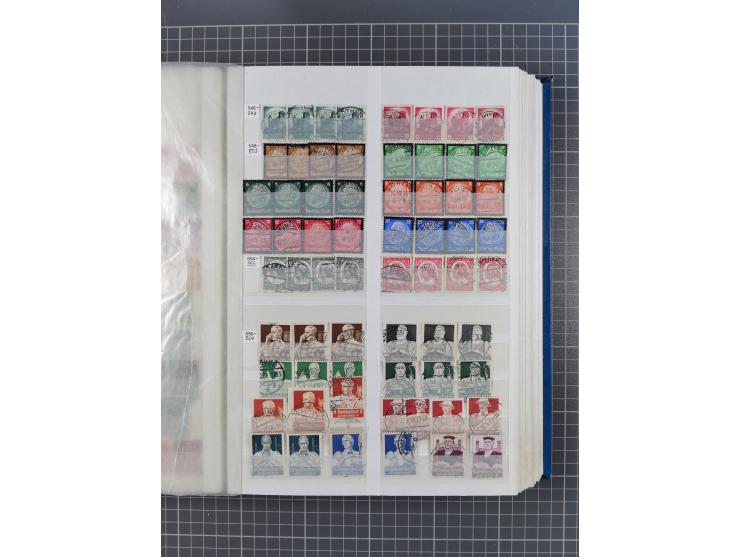 1872/1945, gestempelte Sammlung inkl. Dienstmarken und vieler Doubletten, Farben und Besonderheiten. Dabei netter Teil Brusts