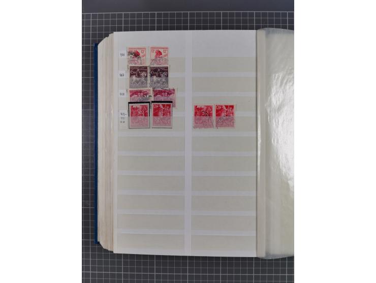 1872/1945, gestempelte Sammlung inkl. Dienstmarken und vieler Doubletten, Farben und Besonderheiten. Dabei netter Teil Brusts