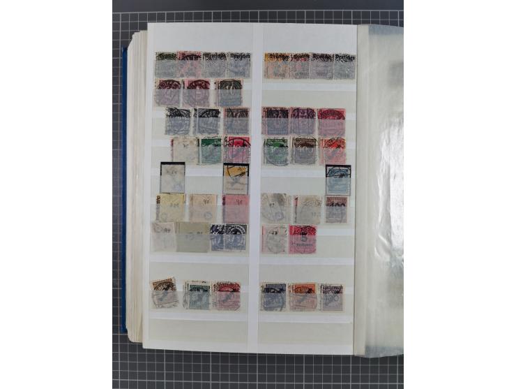 1872/1945, gestempelte Sammlung inkl. Dienstmarken und vieler Doubletten, Farben und Besonderheiten. Dabei netter Teil Brusts