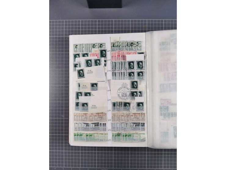 1933/45, Lagerbuch mit ungebrauchten/postfrischen und gestempelten Marken in Mengen bis ca. 10x pro Sorte/Erhaltung. Dabei ab