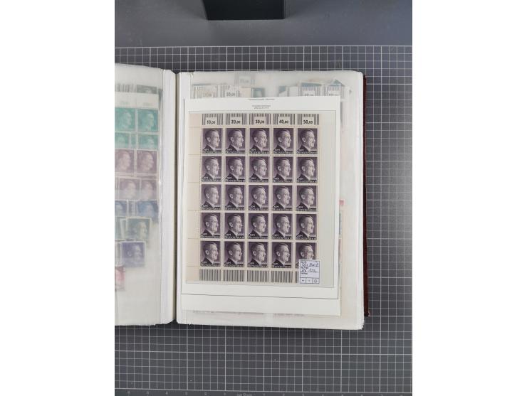 1933/45, Lagerbuch mit ungebrauchten/postfrischen und gestempelten Marken in Mengen bis ca. 10x pro Sorte/Erhaltung. Dabei ab