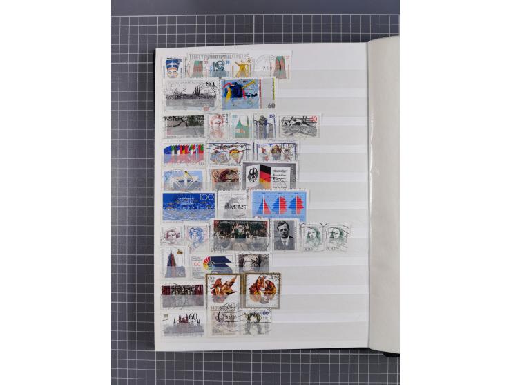 1940/2014(ca.), vorwiegend postfrische Sammlungen, dabei Französische Zone inkl. Mi.-Nr. 46II postfrisch, Bizone Mi.-Nr. 52-6