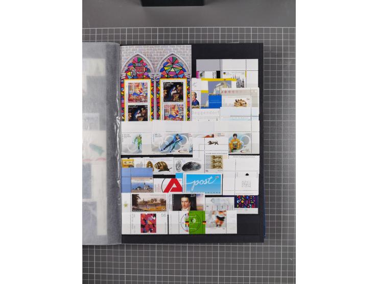 1940/2014(ca.), vorwiegend postfrische Sammlungen, dabei Französische Zone inkl. Mi.-Nr. 46II postfrisch, Bizone Mi.-Nr. 52-6