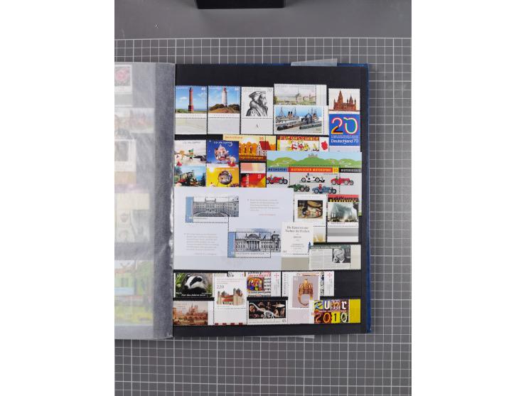 1940/2014(ca.), vorwiegend postfrische Sammlungen, dabei Französische Zone inkl. Mi.-Nr. 46II postfrisch, Bizone Mi.-Nr. 52-6