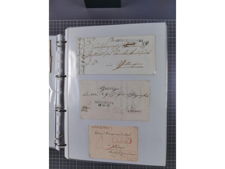 1820/60 (ca.), über 600 Vorphila- und Dienstbriefe, dabei rote und blaue Stempel, viele verschiedene Orte