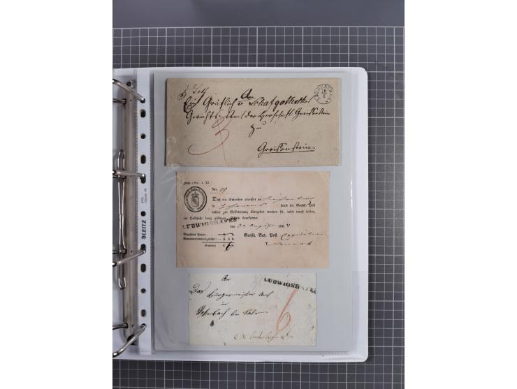 1820/60 (ca.), über 600 Vorphila- und Dienstbriefe, dabei rote und blaue Stempel, viele verschiedene Orte