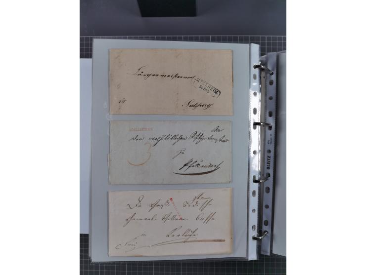 1820/60 (ca.), über 600 Vorphila- und Dienstbriefe, dabei rote und blaue Stempel, viele verschiedene Orte