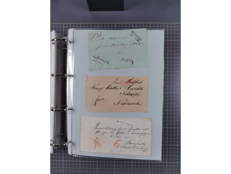 1820/60 (ca.), über 600 Vorphila- und Dienstbriefe, dabei rote und blaue Stempel, viele verschiedene Orte