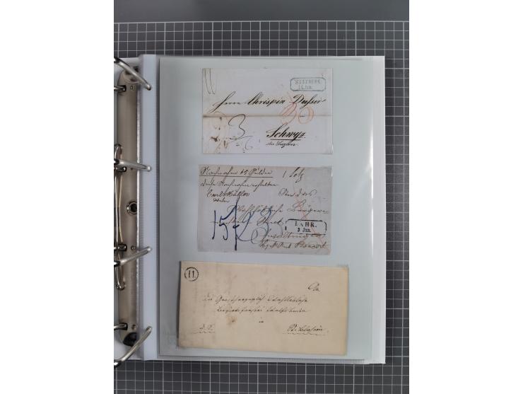 1820/60 (ca.), über 600 Vorphila- und Dienstbriefe, dabei rote und blaue Stempel, viele verschiedene Orte