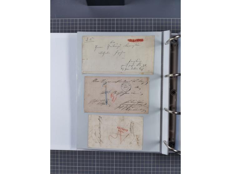 1820/60 (ca.), über 600 Vorphila- und Dienstbriefe, dabei rote und blaue Stempel, viele verschiedene Orte