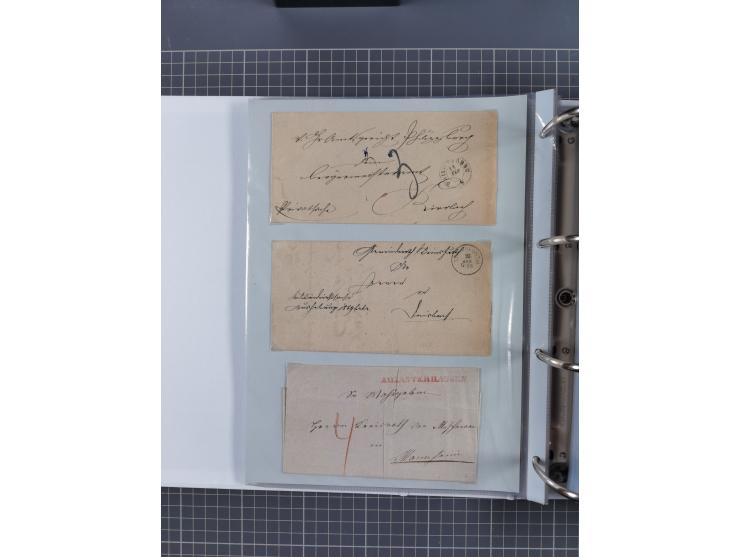 1820/60 (ca.), über 600 Vorphila- und Dienstbriefe, dabei rote und blaue Stempel, viele verschiedene Orte