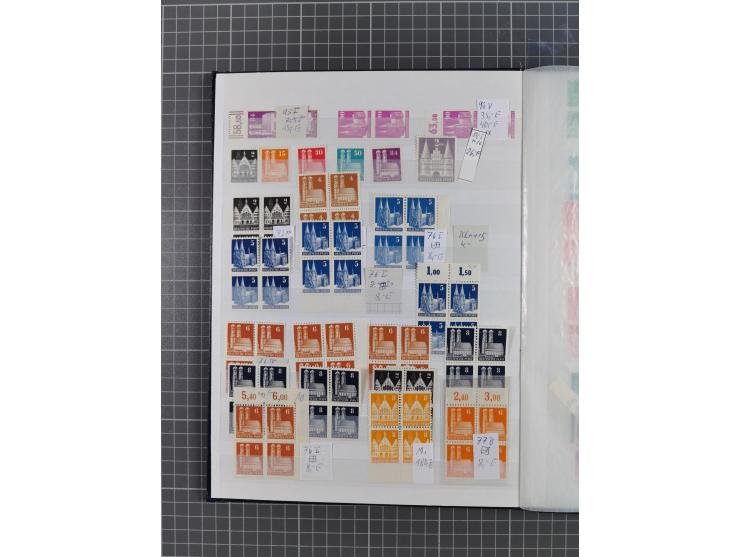 1948, meist postfrischer und gestempelter Bestand “Band/Netz” und “Bauten” mit u.a. Viererblocks, Marken mit Rändern, Bogenec