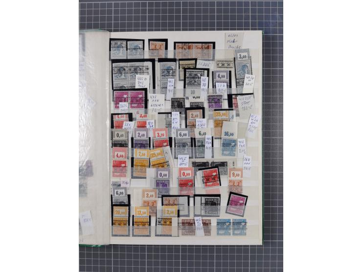 1948, meist postfrischer und gestempelter Bestand “Band/Netz” und “Bauten” mit u.a. Viererblocks, Marken mit Rändern, Bogenec