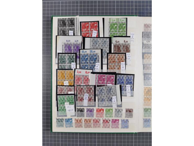 1948, meist postfrischer und gestempelter Bestand “Band/Netz” und “Bauten” mit u.a. Viererblocks, Marken mit Rändern, Bogenec