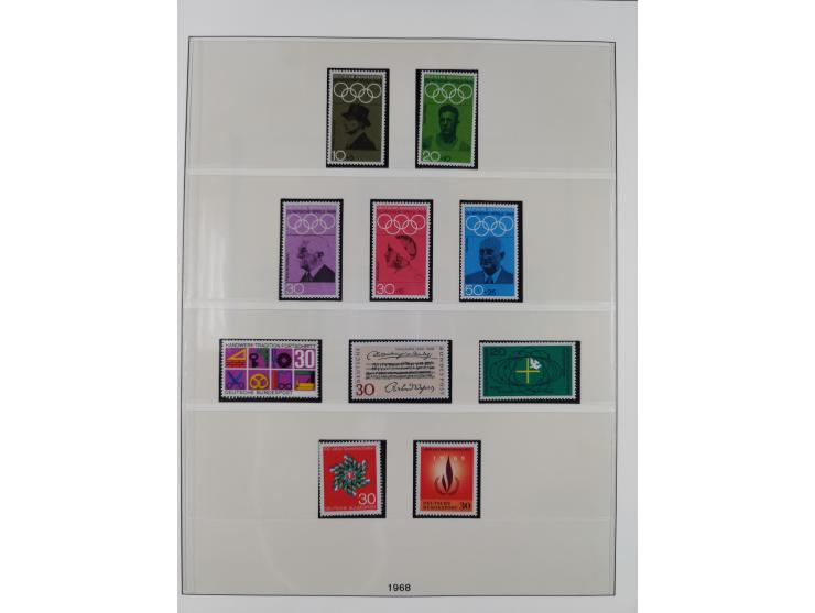 1945/90, ungebrauchte und postfrische Sammlung, oftmals komplett, dabei Bund/Berlin und DDR, DDR mit guten Dienstmarken inkl.