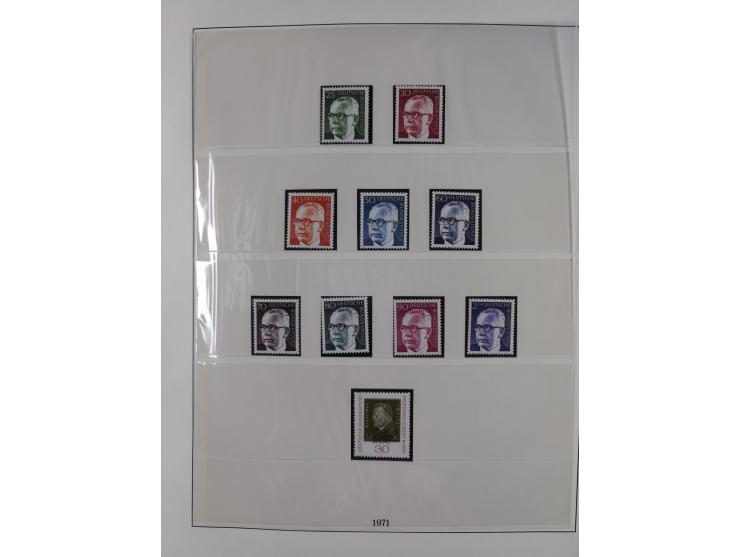 1945/90, ungebrauchte und postfrische Sammlung, oftmals komplett, dabei Bund/Berlin und DDR, DDR mit guten Dienstmarken inkl.