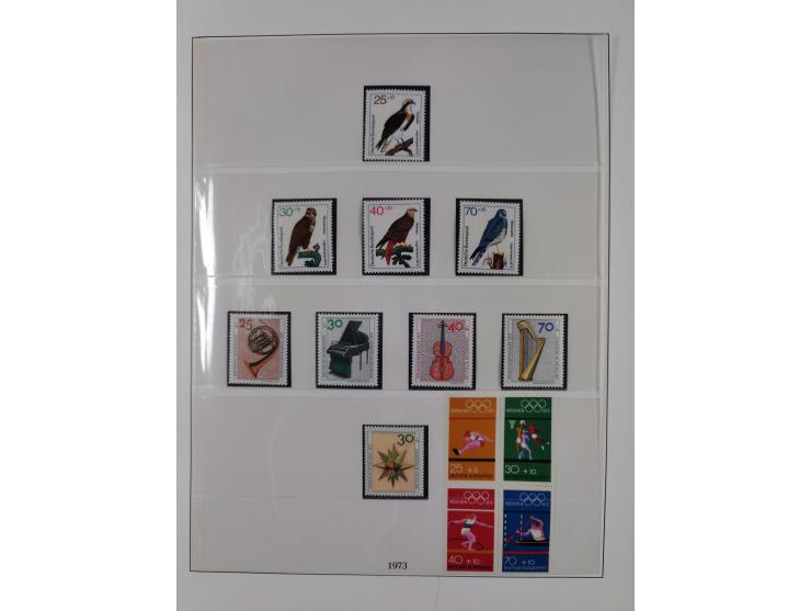 1945/90, ungebrauchte und postfrische Sammlung, oftmals komplett, dabei Bund/Berlin und DDR, DDR mit guten Dienstmarken inkl.