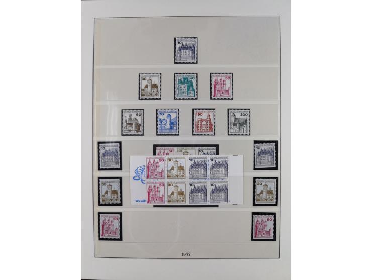 1945/90, ungebrauchte und postfrische Sammlung, oftmals komplett, dabei Bund/Berlin und DDR, DDR mit guten Dienstmarken inkl.