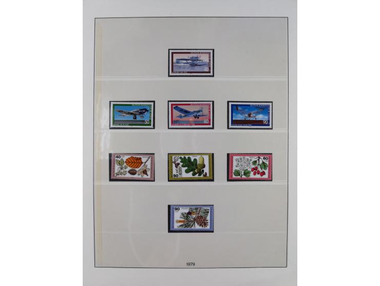 1945/90, ungebrauchte und postfrische Sammlung, oftmals komplett, dabei Bund/Berlin und DDR, DDR mit guten Dienstmarken inkl.