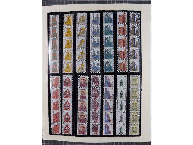 1945/90, ungebrauchte und postfrische Sammlung, oftmals komplett, dabei Bund/Berlin und DDR, DDR mit guten Dienstmarken inkl.