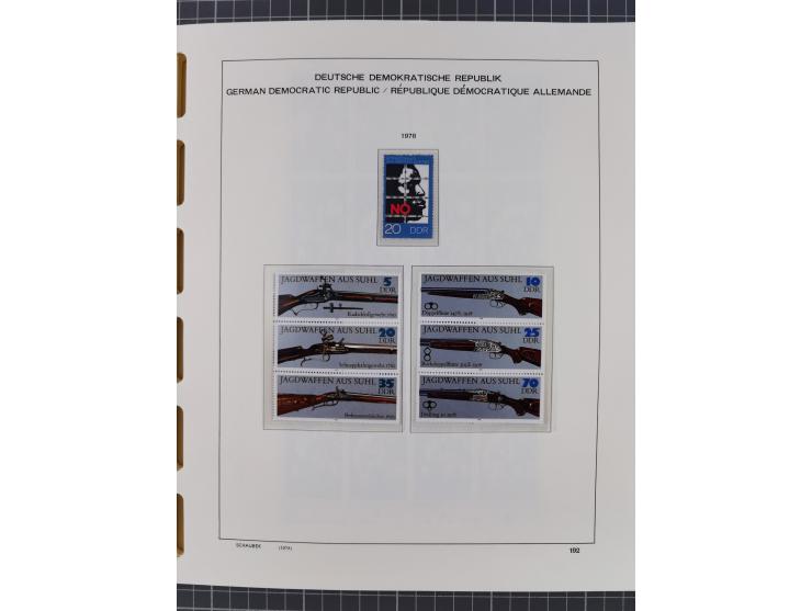 1945/90, ungebrauchte und postfrische Sammlung, oftmals komplett, dabei Bund/Berlin und DDR, DDR mit guten Dienstmarken inkl.