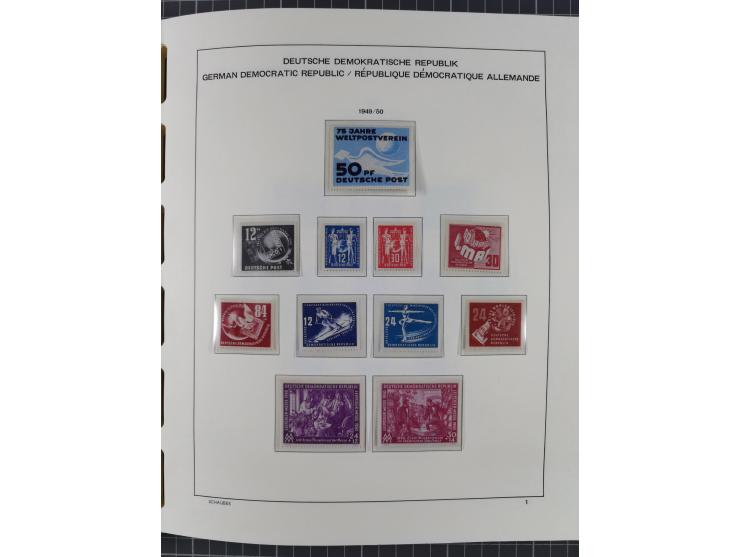 1945/90, ungebrauchte und postfrische Sammlung, oftmals komplett, dabei Bund/Berlin und DDR, DDR mit guten Dienstmarken inkl.