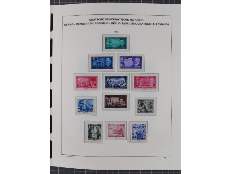 1945/90, ungebrauchte und postfrische Sammlung, oftmals komplett, dabei Bund/Berlin und DDR, DDR mit guten Dienstmarken inkl.