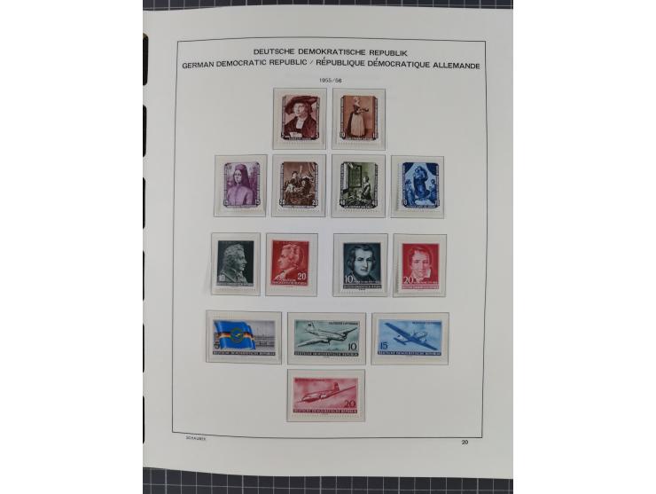 1945/90, ungebrauchte und postfrische Sammlung, oftmals komplett, dabei Bund/Berlin und DDR, DDR mit guten Dienstmarken inkl.