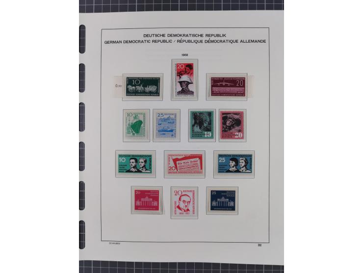 1945/90, ungebrauchte und postfrische Sammlung, oftmals komplett, dabei Bund/Berlin und DDR, DDR mit guten Dienstmarken inkl.