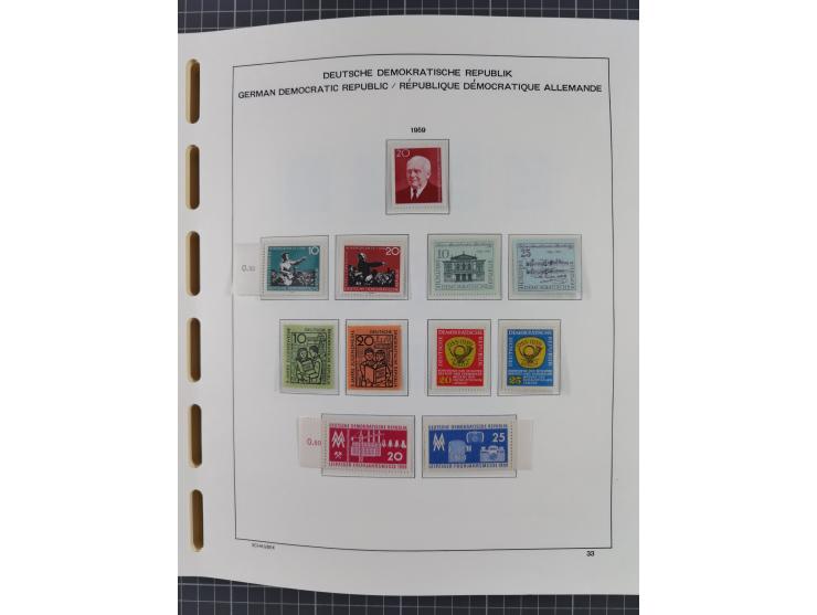1945/90, ungebrauchte und postfrische Sammlung, oftmals komplett, dabei Bund/Berlin und DDR, DDR mit guten Dienstmarken inkl.
