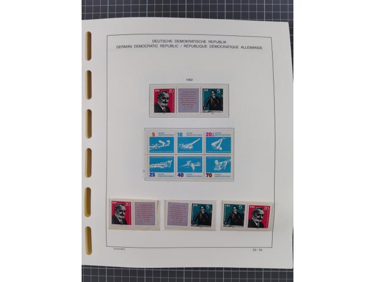 1945/90, ungebrauchte und postfrische Sammlung, oftmals komplett, dabei Bund/Berlin und DDR, DDR mit guten Dienstmarken inkl.