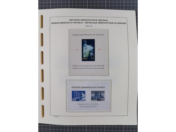 1945/90, ungebrauchte und postfrische Sammlung, oftmals komplett, dabei Bund/Berlin und DDR, DDR mit guten Dienstmarken inkl.