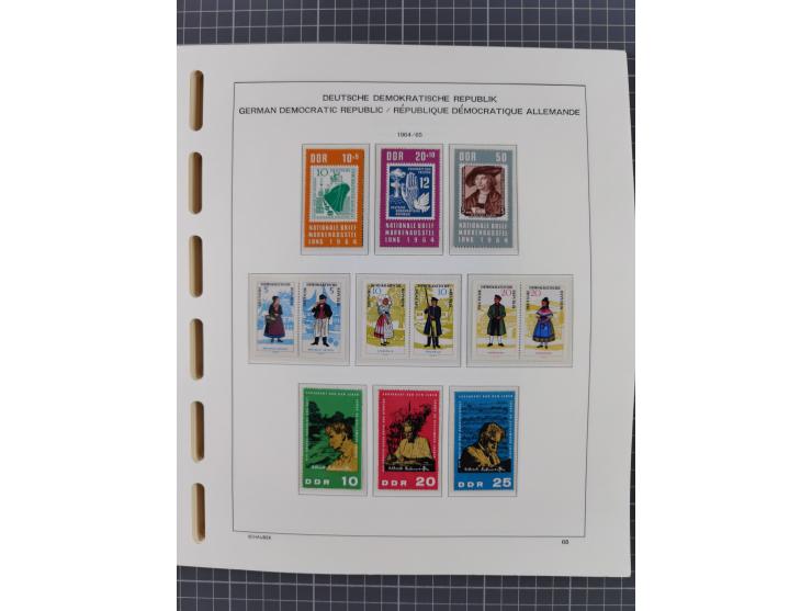 1945/90, ungebrauchte und postfrische Sammlung, oftmals komplett, dabei Bund/Berlin und DDR, DDR mit guten Dienstmarken inkl.