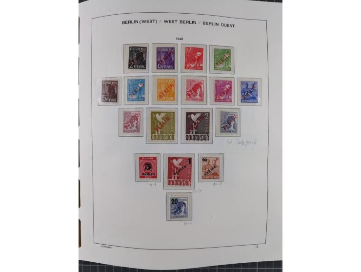 1945/90, ungebrauchte und postfrische Sammlung, oftmals komplett, dabei Bund/Berlin und DDR, DDR mit guten Dienstmarken inkl.