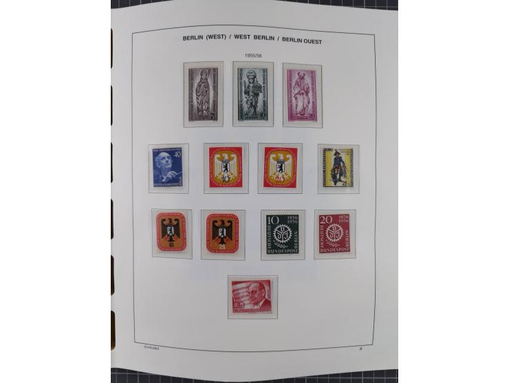 1945/90, ungebrauchte und postfrische Sammlung, oftmals komplett, dabei Bund/Berlin und DDR, DDR mit guten Dienstmarken inkl.