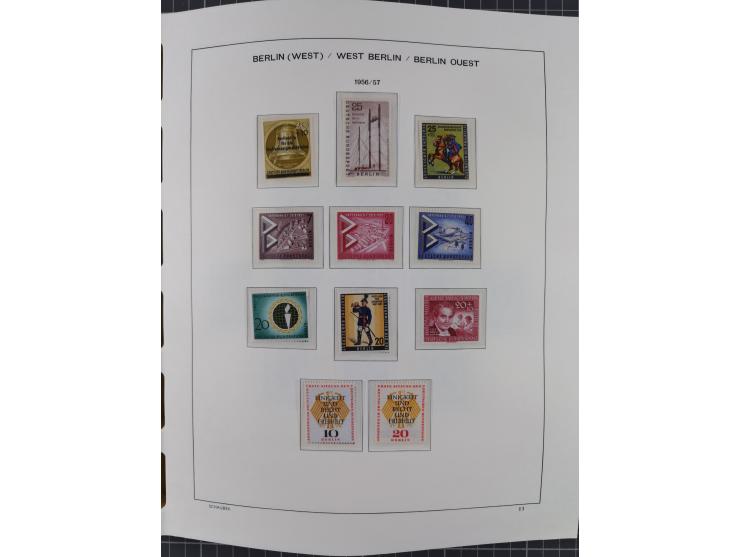 1945/90, ungebrauchte und postfrische Sammlung, oftmals komplett, dabei Bund/Berlin und DDR, DDR mit guten Dienstmarken inkl.