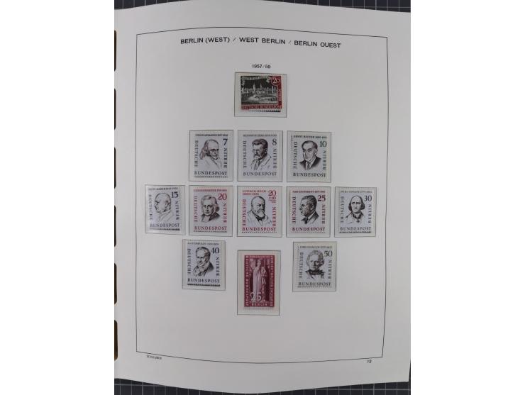 1945/90, ungebrauchte und postfrische Sammlung, oftmals komplett, dabei Bund/Berlin und DDR, DDR mit guten Dienstmarken inkl.