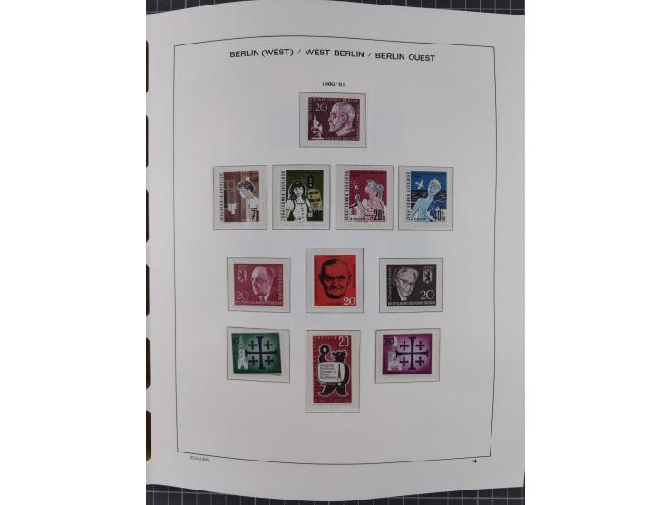 1945/90, ungebrauchte und postfrische Sammlung, oftmals komplett, dabei Bund/Berlin und DDR, DDR mit guten Dienstmarken inkl.