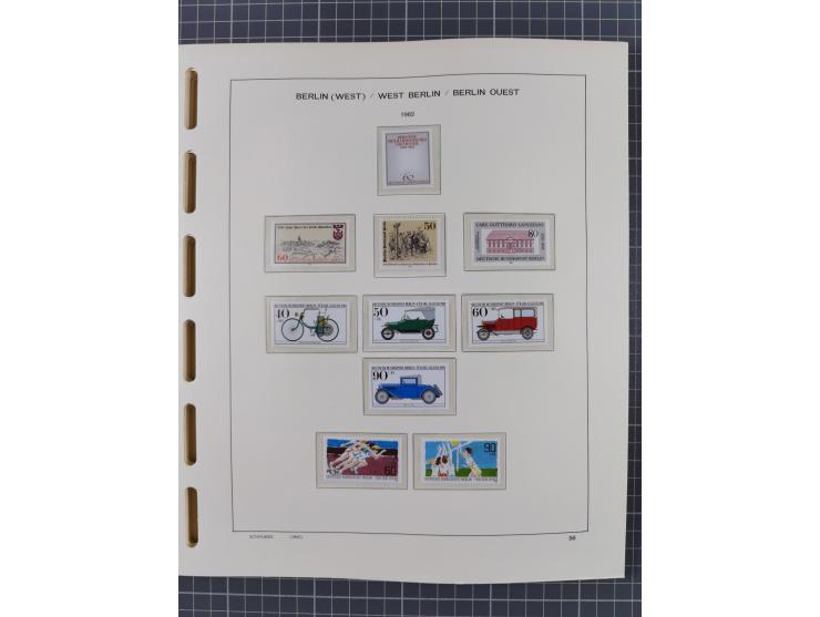 1945/90, ungebrauchte und postfrische Sammlung, oftmals komplett, dabei Bund/Berlin und DDR, DDR mit guten Dienstmarken inkl.