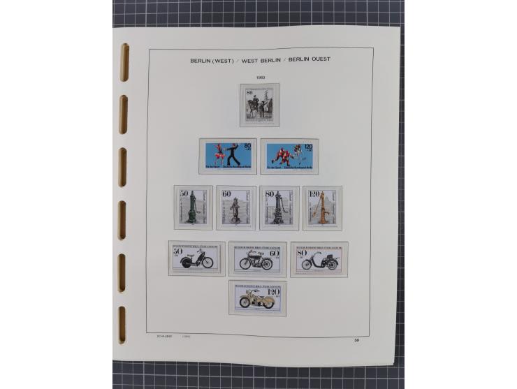 1945/90, ungebrauchte und postfrische Sammlung, oftmals komplett, dabei Bund/Berlin und DDR, DDR mit guten Dienstmarken inkl.