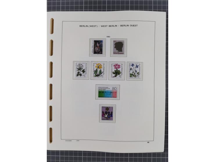 1945/90, ungebrauchte und postfrische Sammlung, oftmals komplett, dabei Bund/Berlin und DDR, DDR mit guten Dienstmarken inkl.