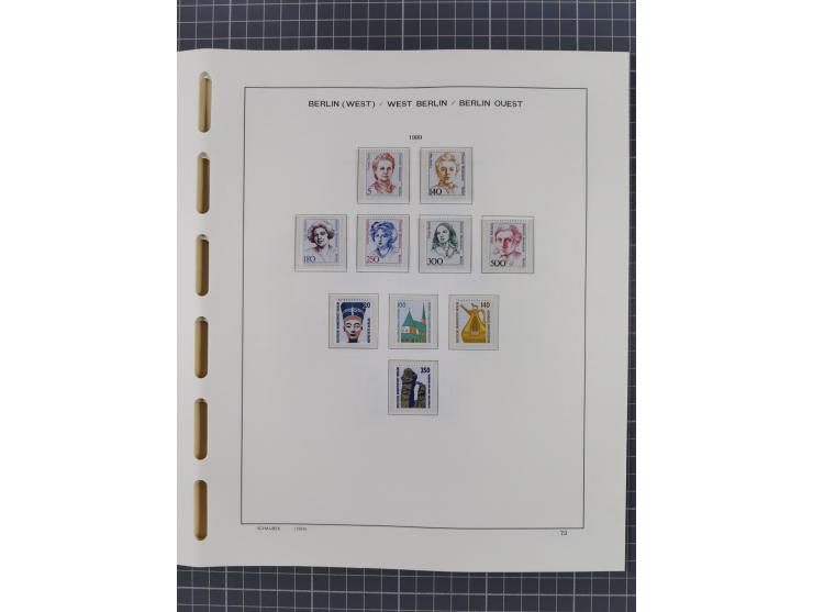 1945/90, ungebrauchte und postfrische Sammlung, oftmals komplett, dabei Bund/Berlin und DDR, DDR mit guten Dienstmarken inkl.